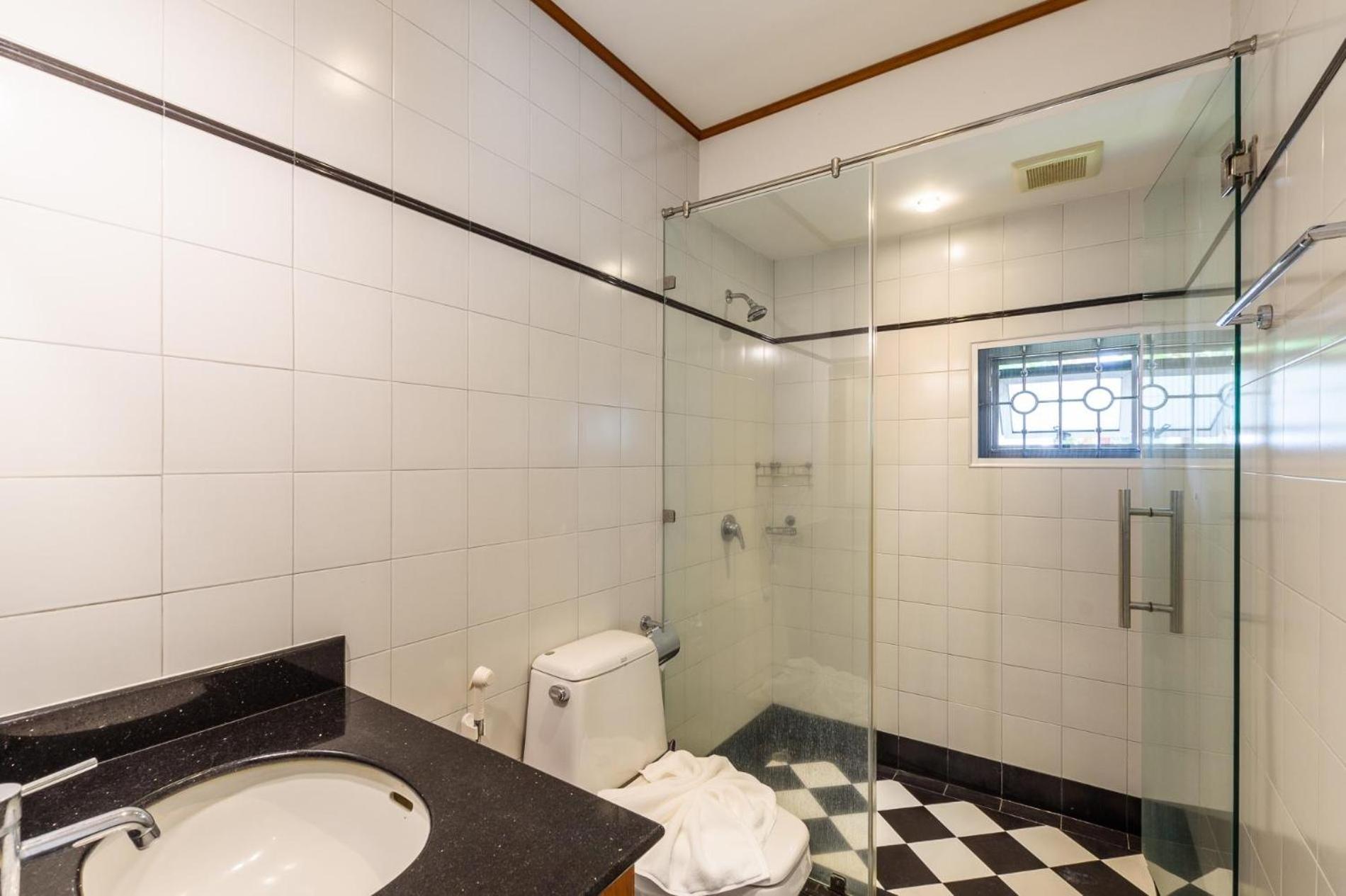 Amber Pool Villa Naiharn Rawai Ngoại thất bức ảnh